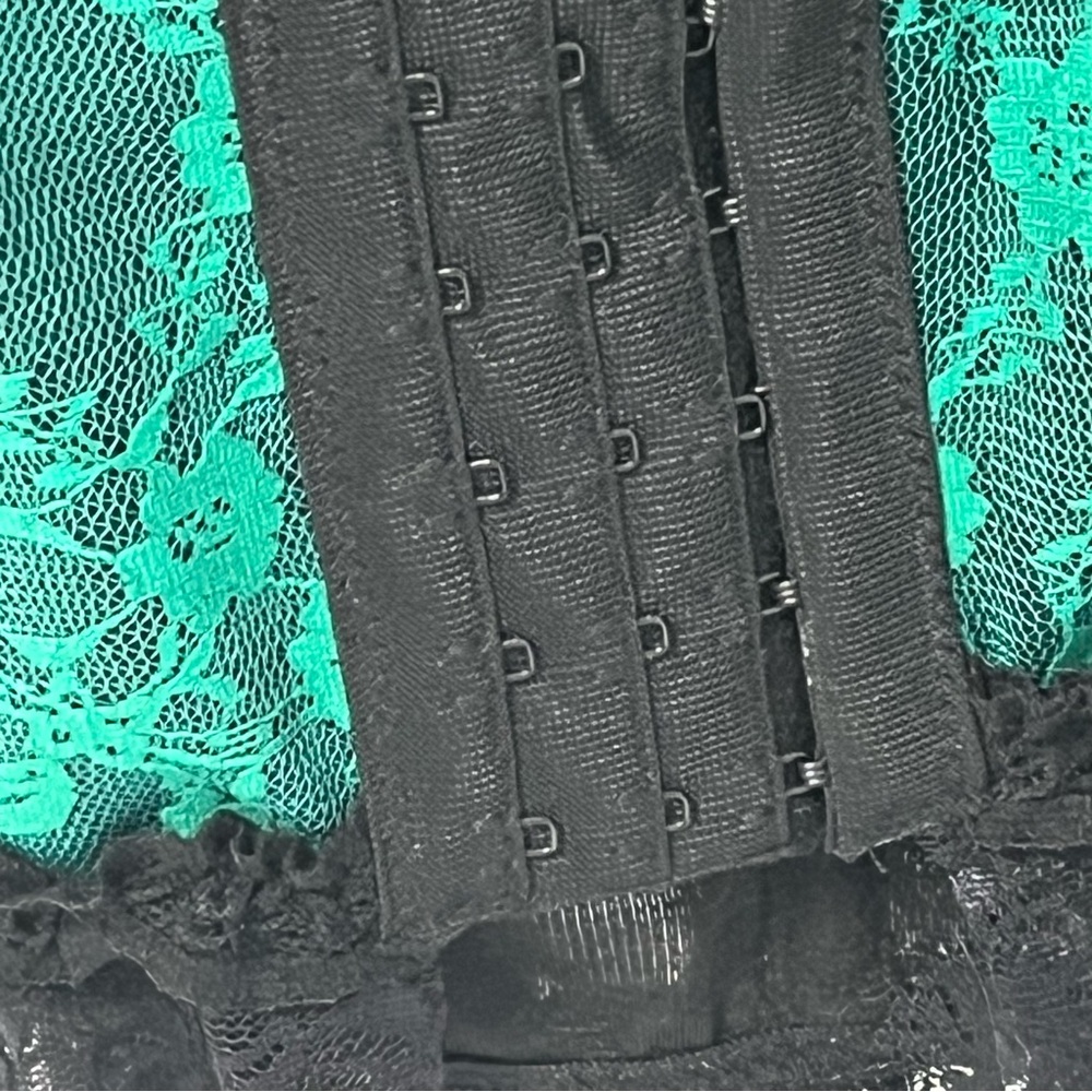 NWT Just Sexy Green and Black Lace Bustier - Picture 8 of 15